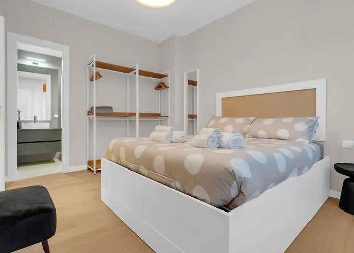 Sanso House - 2 Bedrooms, 2 Bathrooms, Ac - For Family Apartment